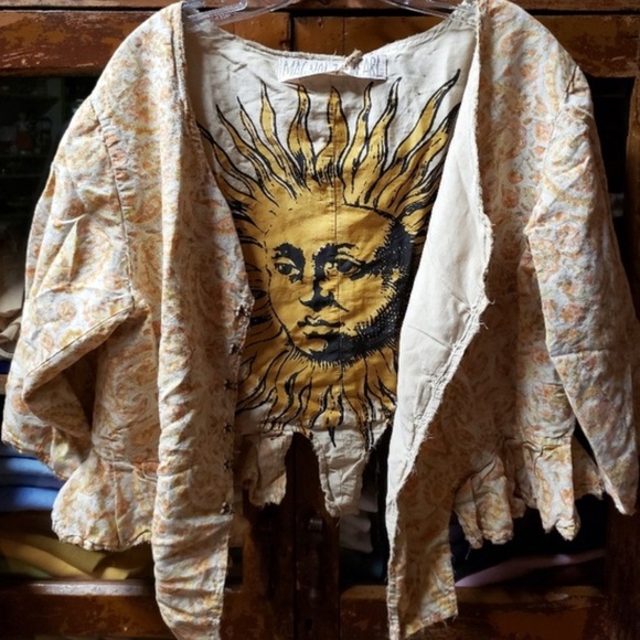 ISO MAGNOLIA PEARL♥️ In search of the pictured items🙏🏻 - Picture 5 of 16